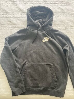 Nike sweatshirt